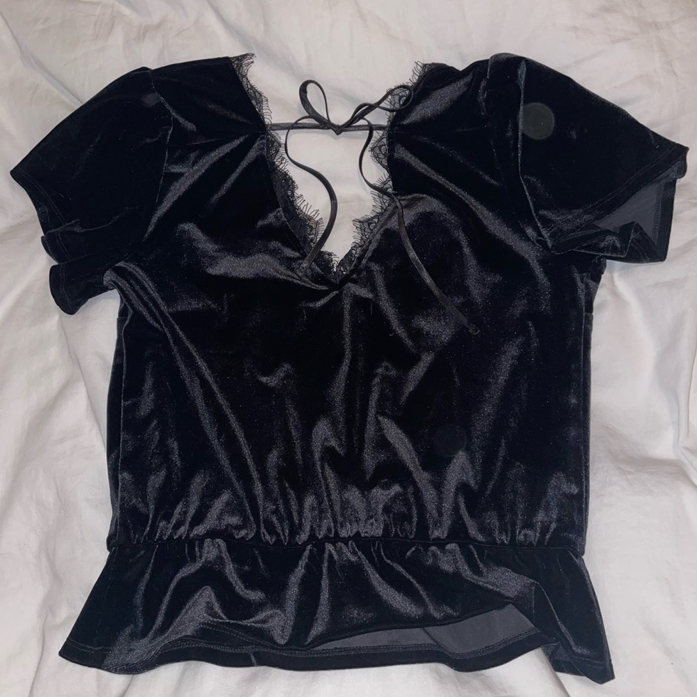 Abercrombie & Fitch Velvet Lace Short Sleeve Top